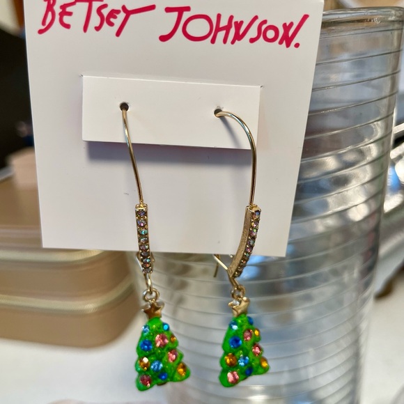 Betsey Johnson Jewelry - Betsey Johnson Festive Green Tree Earrings